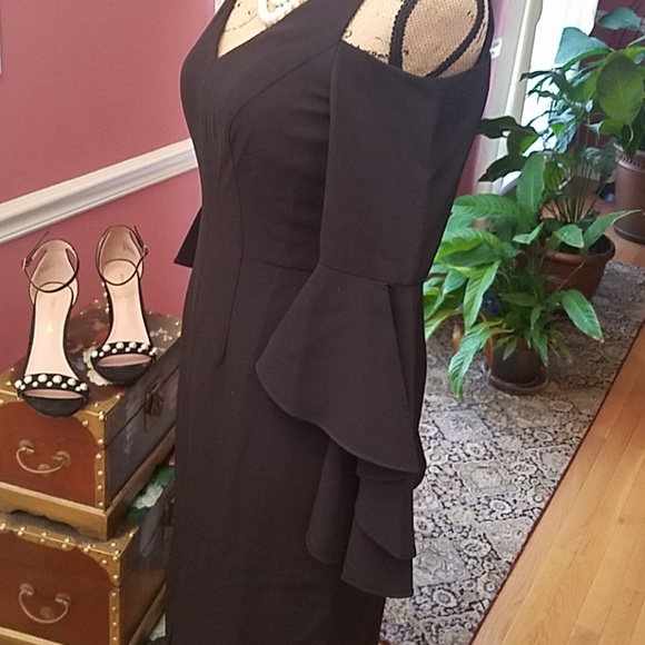 MAGGY LONDON  LBD COLD SHOULDER - Picture 3 of 6